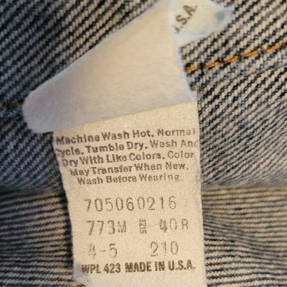 Vintage 80's Levi's Denim Trucker Jacket Red Tab Size 40R Made in USA 70506-0216 - Picture 6 of 16